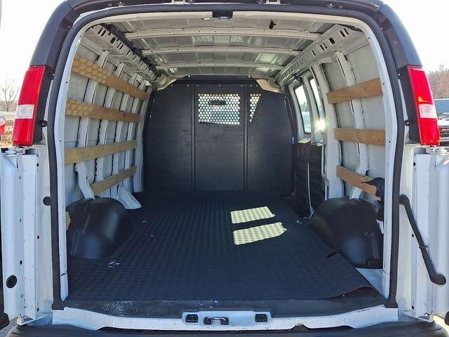 2024 GMC Savana Cargo 2500 Base