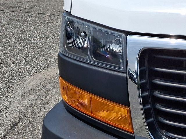 2024 GMC Savana Cargo 2500 Base