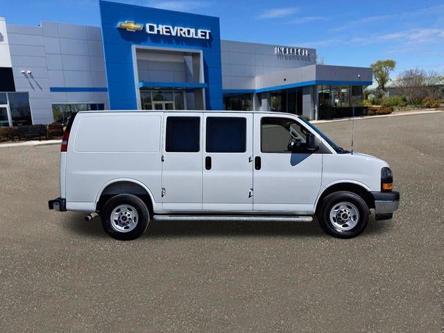 2025 GMC Savana Cargo Base