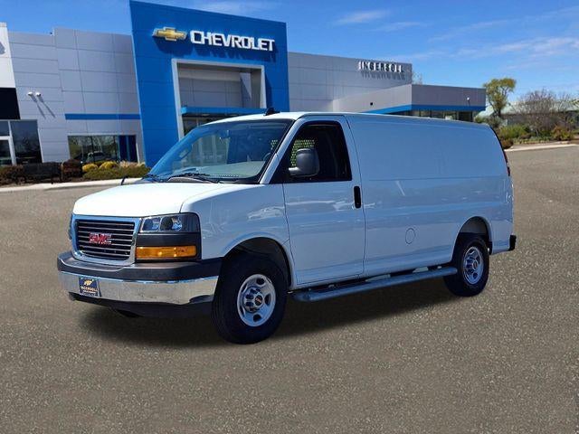 2025 GMC Savana Cargo Base