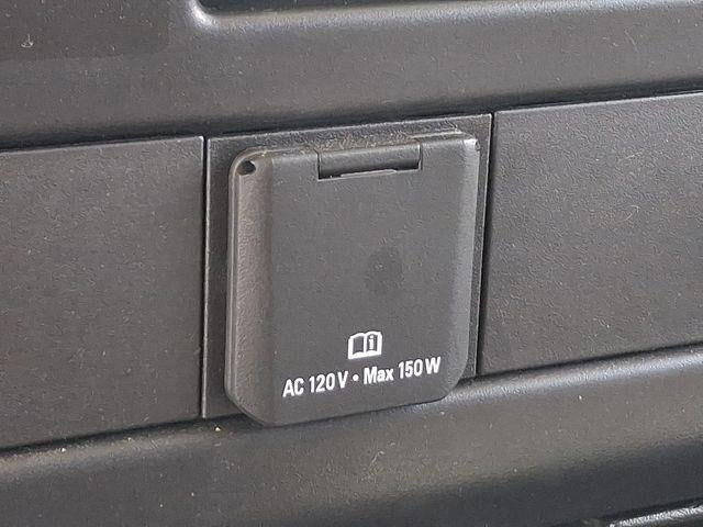 2025 GMC Savana Cargo Base