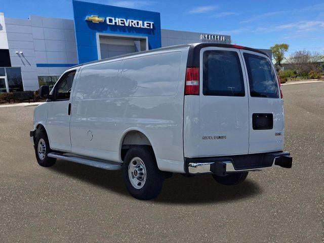 2025 GMC Savana Cargo Base