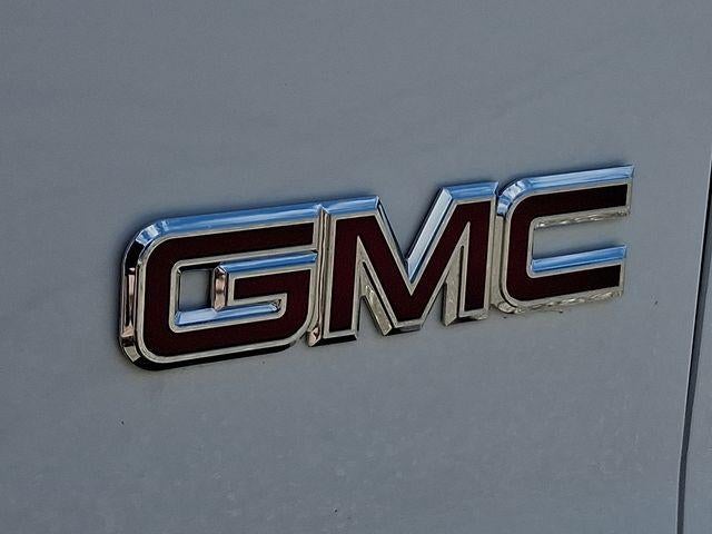 2025 GMC Savana Cargo Base