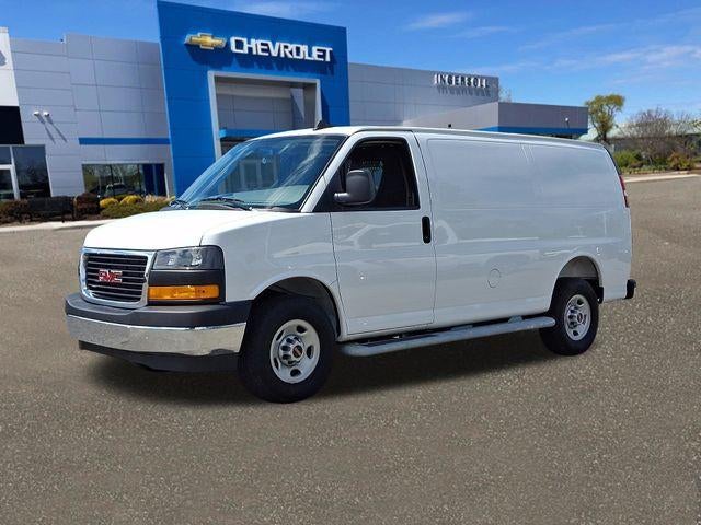2025 GMC Savana Cargo Base