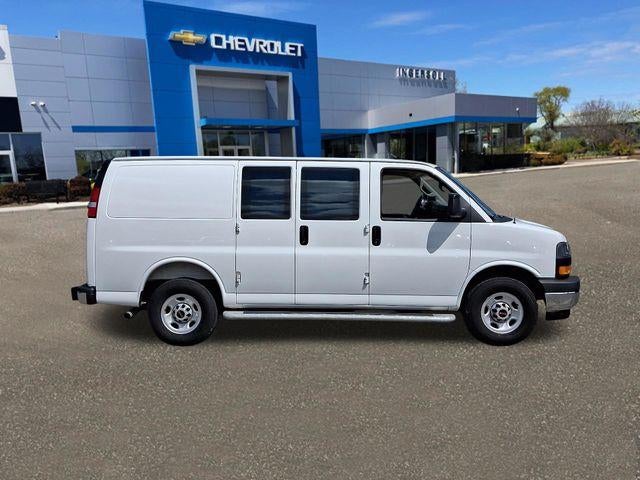 2025 GMC Savana Cargo Base