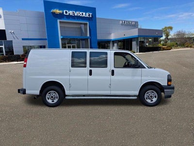 2024 GMC Savana Cargo 2500 Base