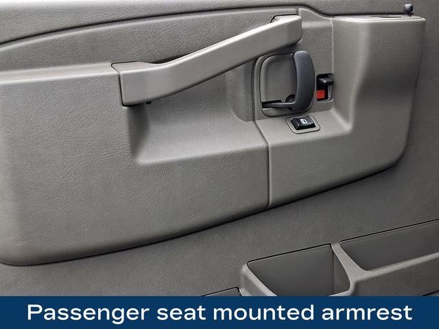 2024 GMC Savana Cargo 2500 Base