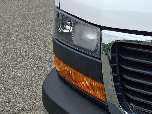 2024 GMC Savana Cargo 2500 Base