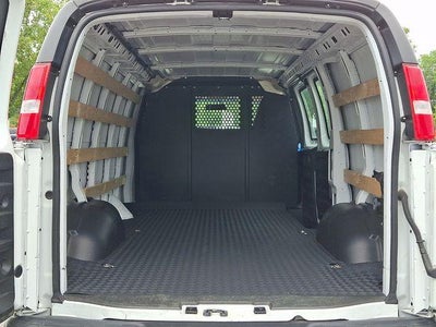 2024 GMC Savana Cargo 2500 Base