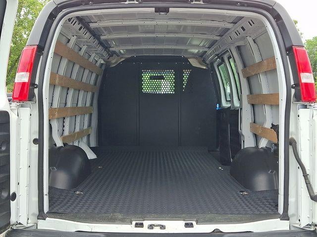 2024 GMC Savana Cargo 2500 Base