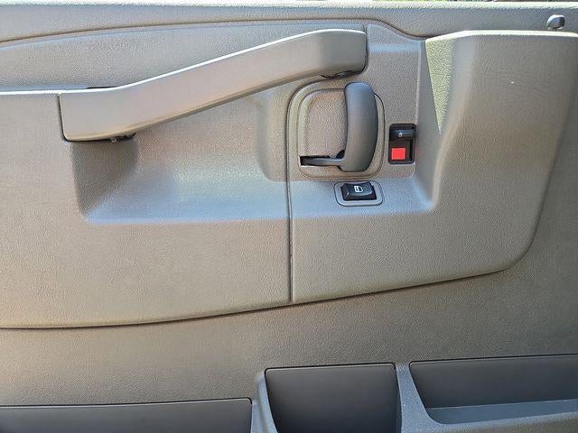 2024 GMC Savana Cargo 2500 Base