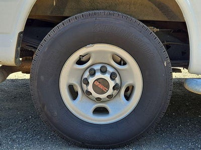 2024 GMC Savana Cargo 2500 Base