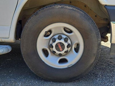 2024 GMC Savana Cargo 2500 Base
