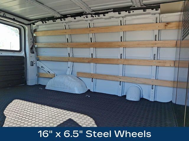 2024 GMC Savana Cargo 2500 Base