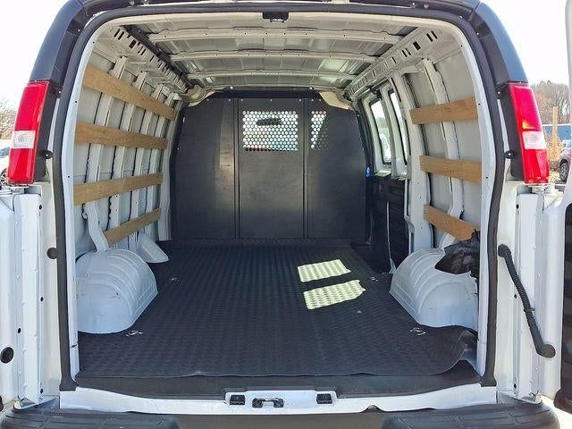 2024 GMC Savana Cargo 2500 Base