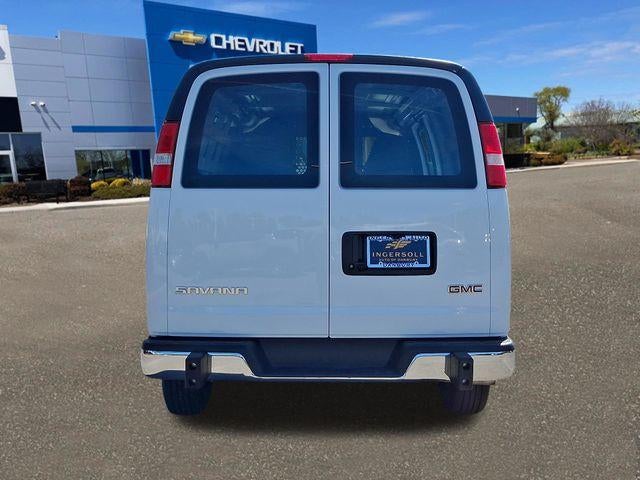 2025 GMC Savana Cargo Base