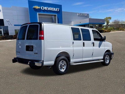 2025 GMC Savana Cargo Base