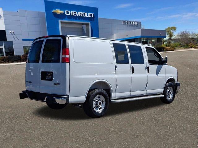 2025 GMC Savana Cargo Base