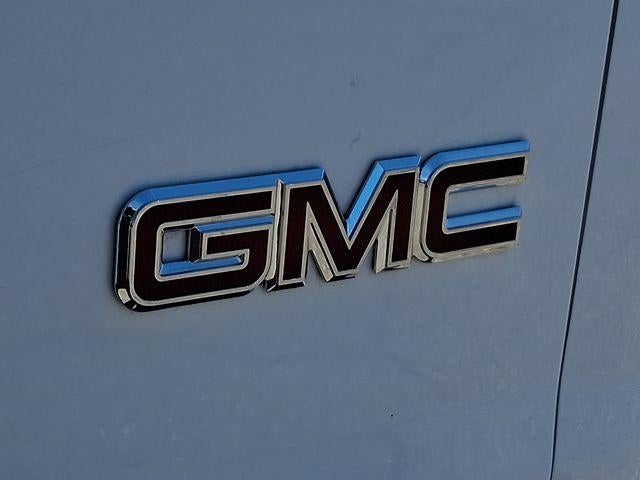 2025 GMC Savana Cargo Base