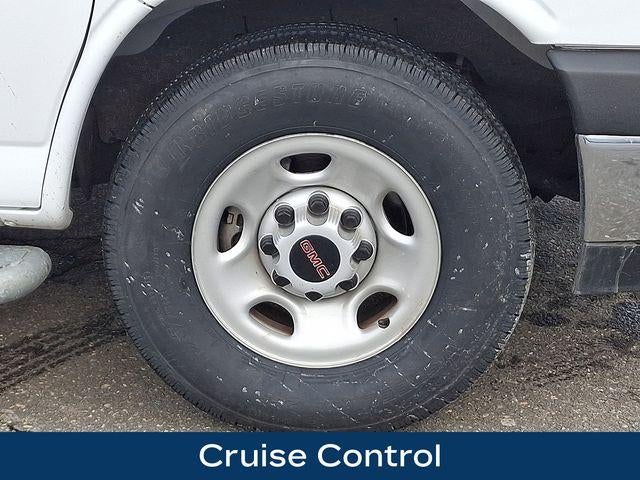 2023 GMC Savana Cargo 2500 Base