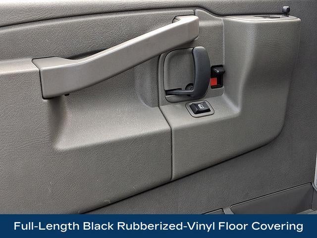 2024 GMC Savana Cargo 2500 Base