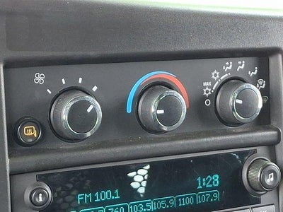 2025 GMC Savana Cargo Base