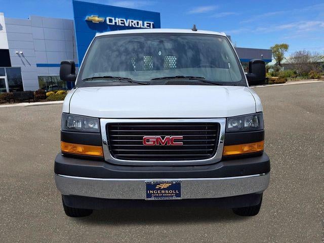2025 GMC Savana Cargo Base
