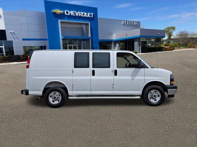 2025 GMC Savana Cargo Base