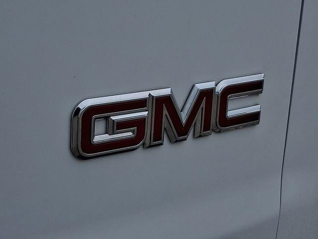 2025 GMC Savana Cargo Base