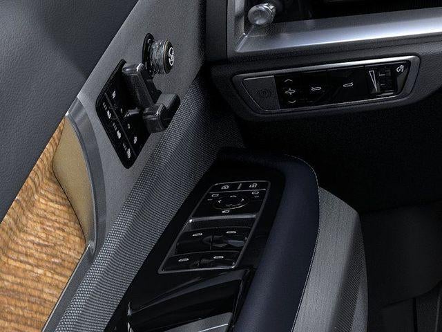 2026 Cadillac VISTIQ Premium Luxury