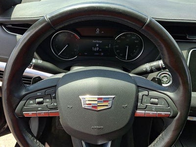 2023 Cadillac XT4 Luxury