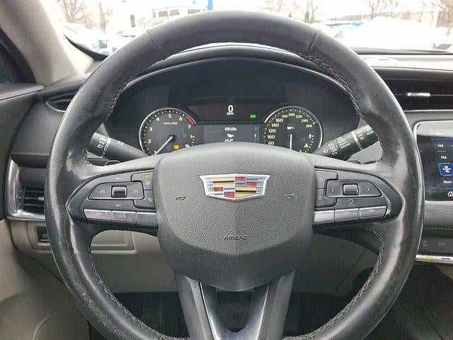 2021 Cadillac XT4 Luxury