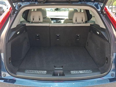 2021 Cadillac XT4 AWD Premium Luxury