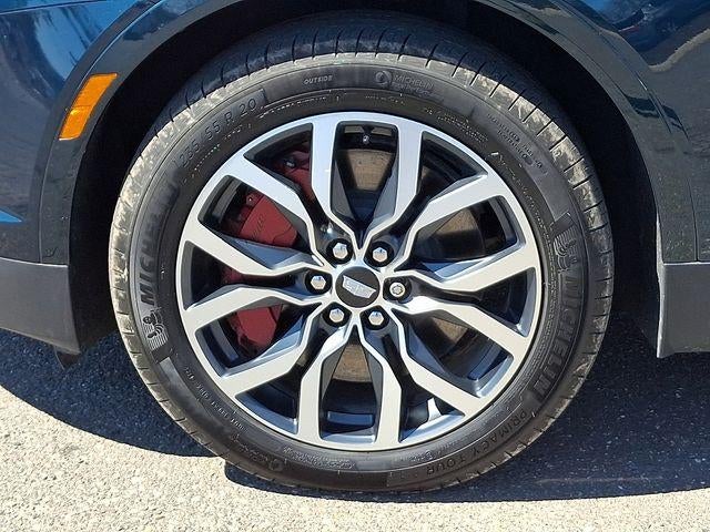 2025 Cadillac XT5 Sport