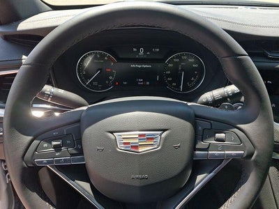 2025 Cadillac XT6 Luxury