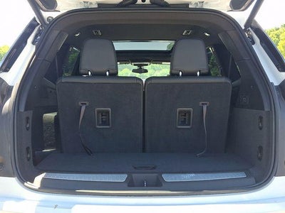 2025 Cadillac XT6 Luxury