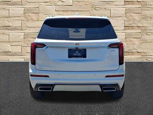 2025 Cadillac XT6 Luxury