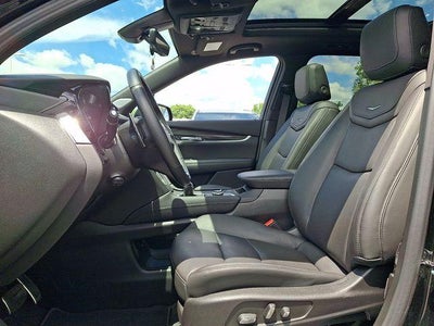 2025 Cadillac XT6 Sport