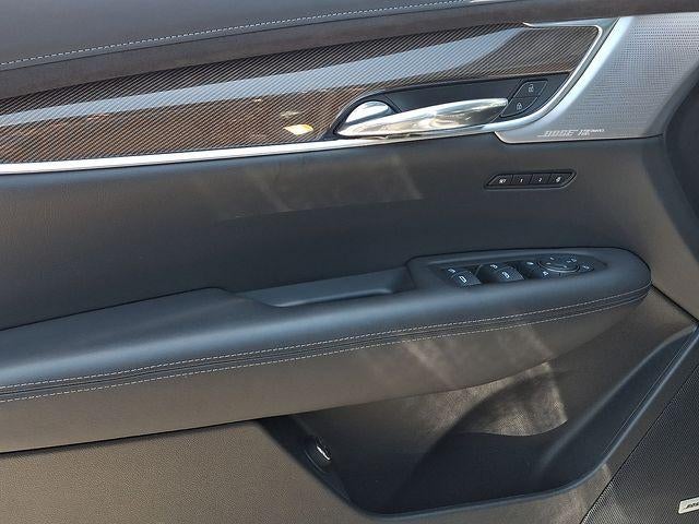 2025 Cadillac XT6 Sport