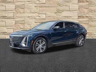 2024 Cadillac LYRIQ Luxury 1