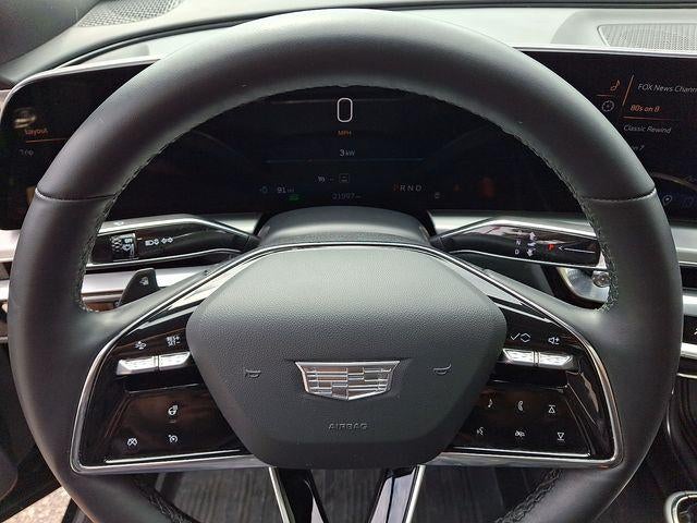 2024 Cadillac LYRIQ Luxury 1