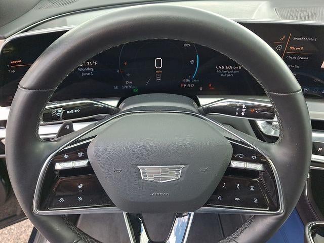 2024 Cadillac LYRIQ Luxury 1