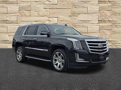 2017 Cadillac Escalade Luxury