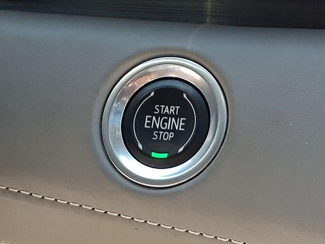 2022 Cadillac Escalade Premium Luxury Platinum