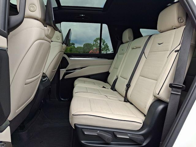 2025 Cadillac Escalade Sport