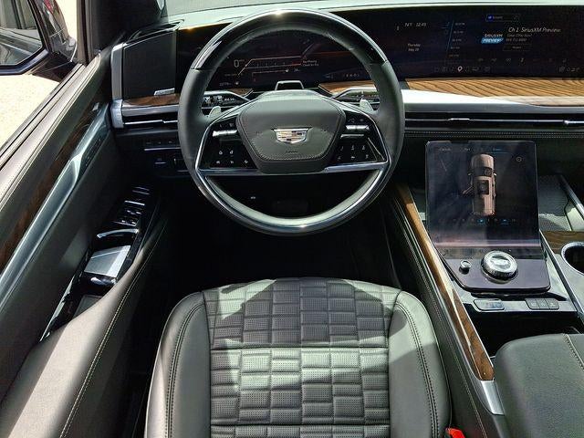 2025 Cadillac Escalade Sport Platinum