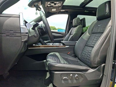2025 Cadillac Escalade Sport Platinum