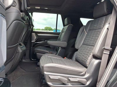 2025 Cadillac Escalade Sport Platinum