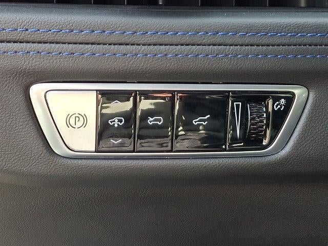 2026 Cadillac ESCALADE IQ Luxury