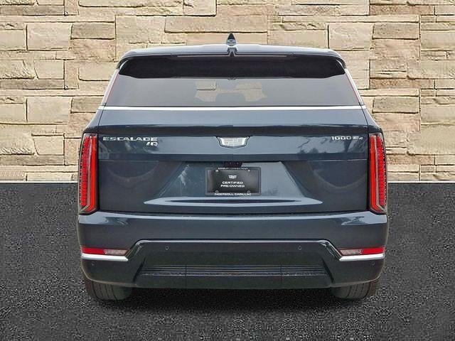 2026 Cadillac ESCALADE IQ Luxury